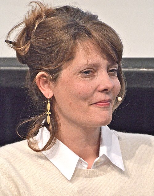 Stephanie Blake